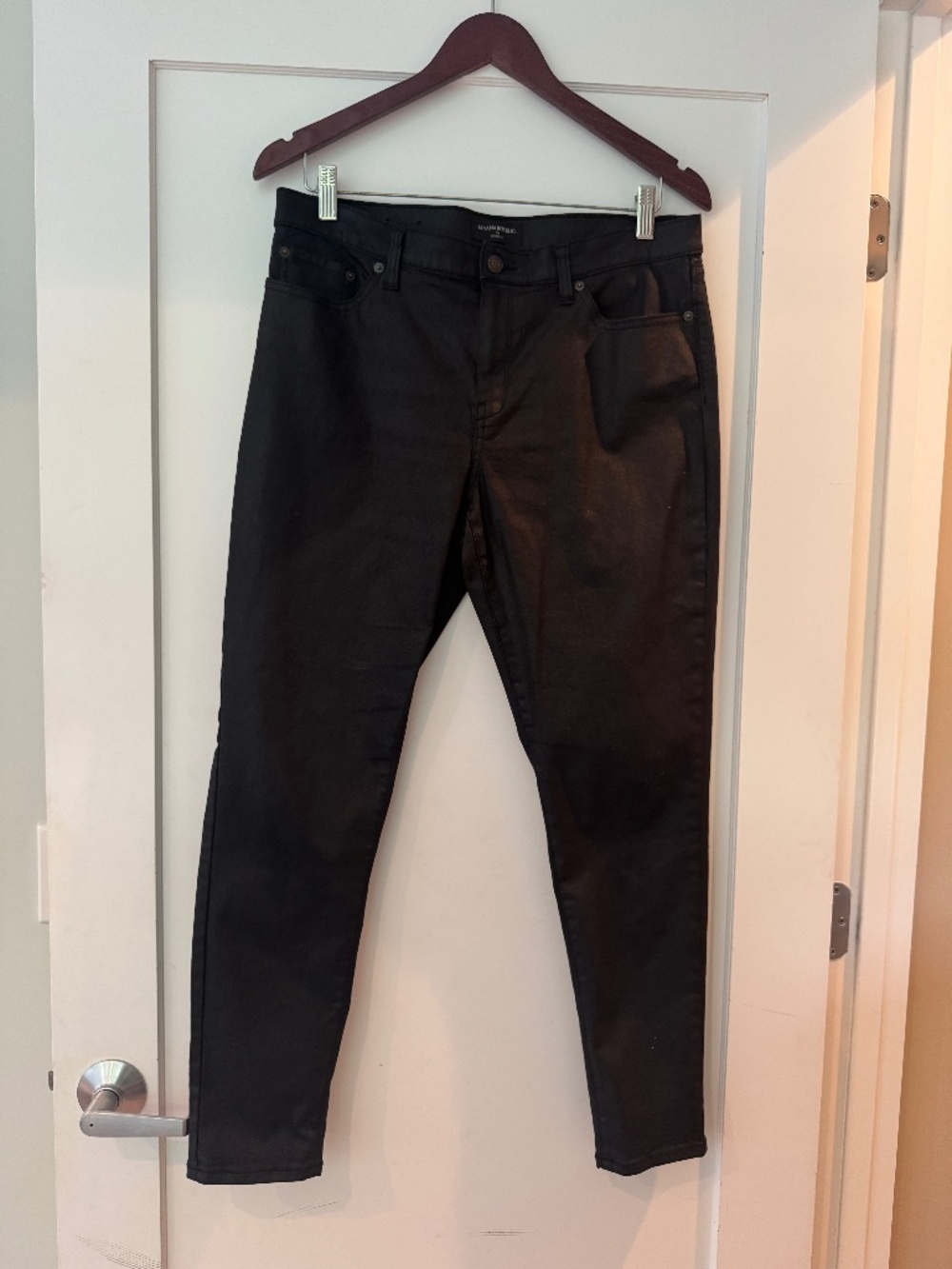 Banana Republic Black Coated Skinny Jeans, Size 10/30R